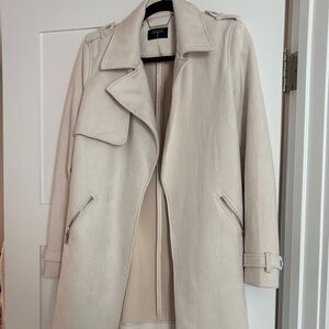 Tahari Light Cream Trench Coat with Zip Pockets